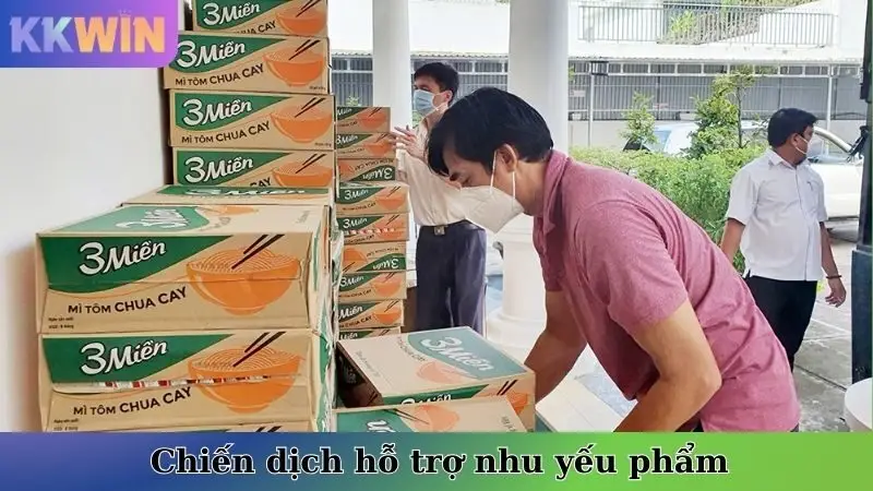 KKwin đồng hành cùng người nghèo - Hỗ trợ nhu yếu phẩm nhiều hộ gia đình